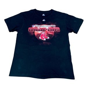 Closing Sale! - Vintage Boston Red Sox 2013 World Series Champs Tee - Majestic